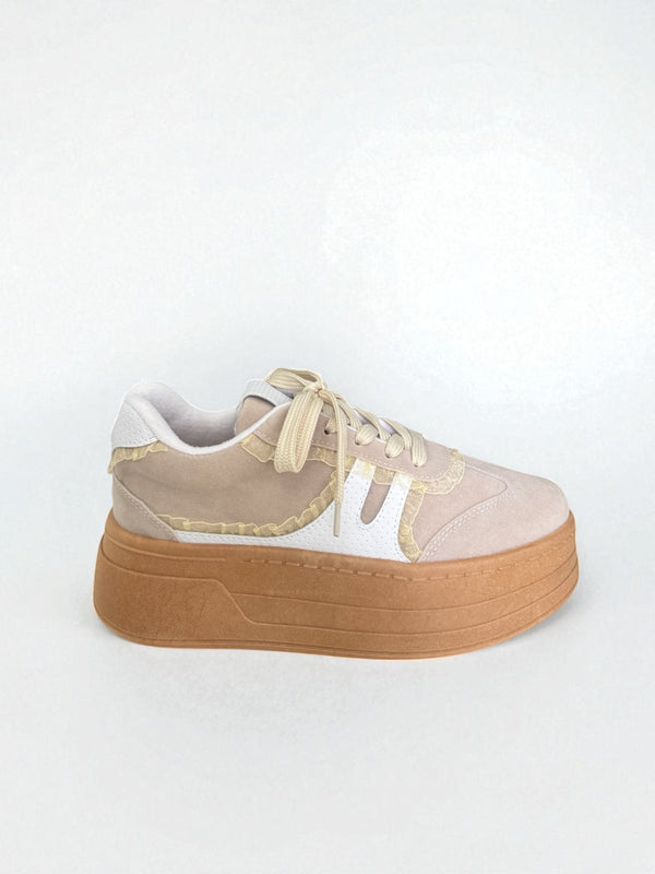HANNA BEIGE